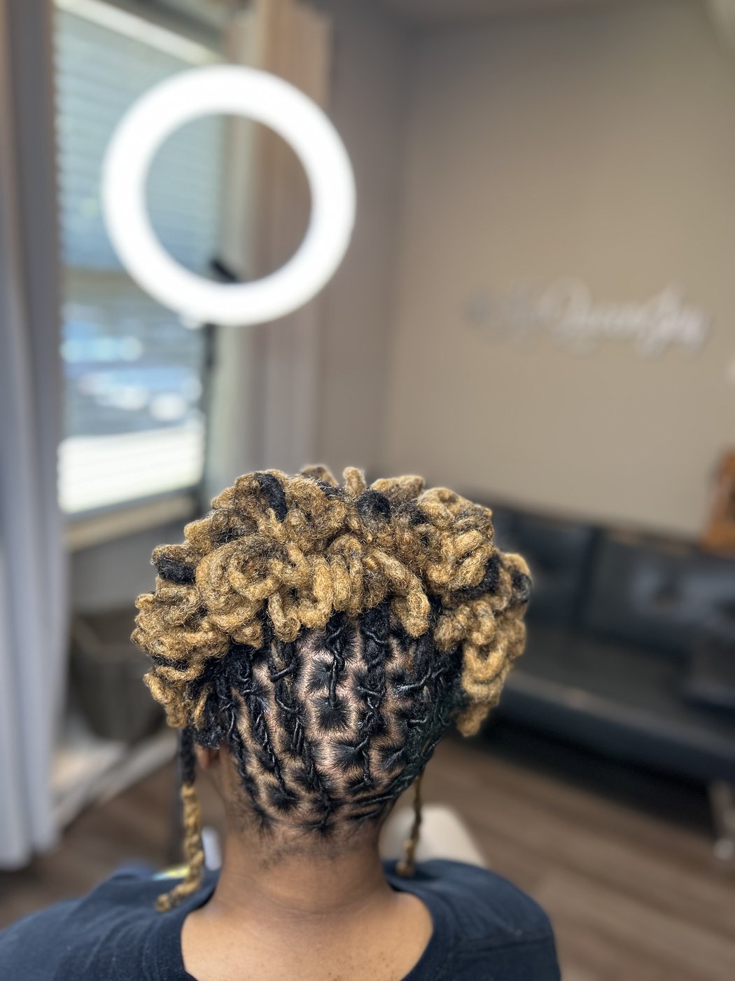Color and loc styling